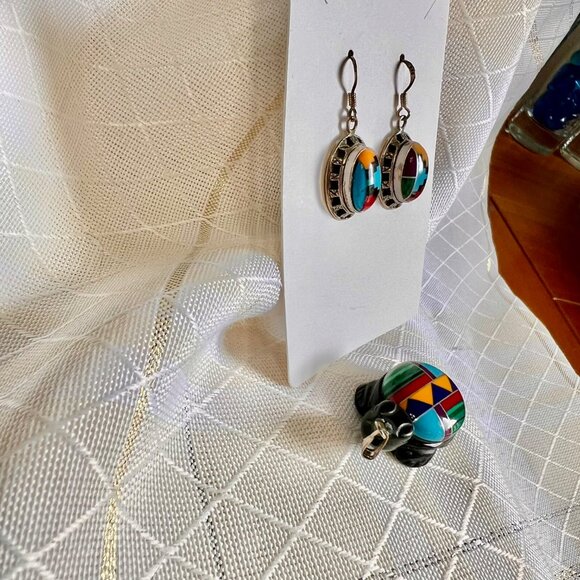 Vintage Native American Jewelry, Earrings and Turtle Pendant, Vintage Jewelry - Picture 2 of 10